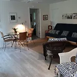 Private Poolside Pet-Friendly Paradise Near Downtown Sarasota