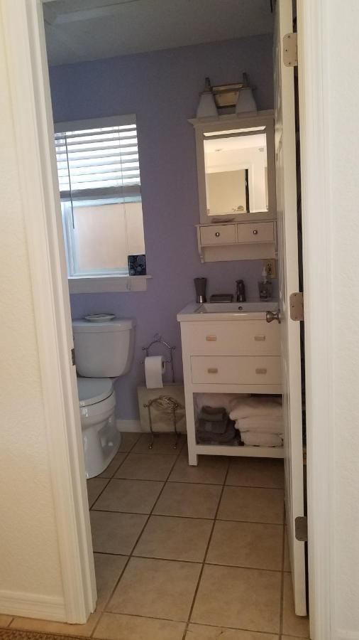 Holiday home Private Poolside Pet-friendly Paradise Near Downtown
